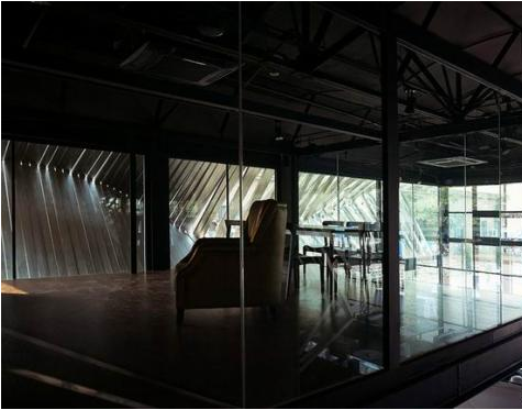 動感時尚—北京798藝術區(qū)“火車站”改造魅力ACE咖啡廳